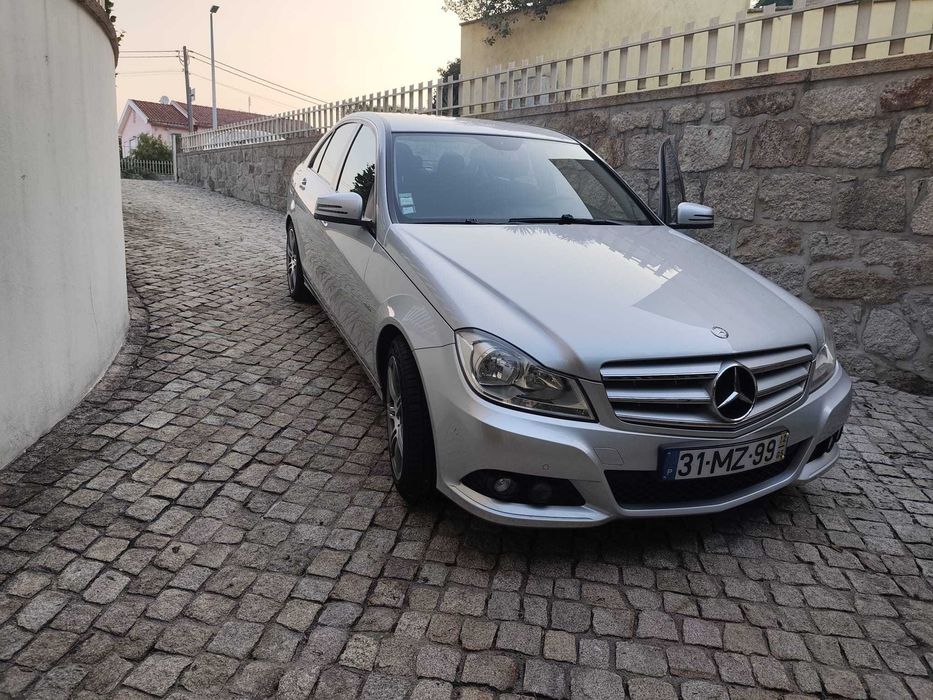 Mercedes-Benz C 180 Diesel — 115.000 km comprováveis | Excelente estado