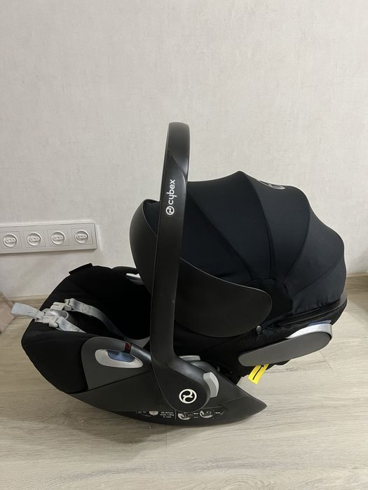 Комплект автокрісло CYBEX CLOUD Z i-SIZE та база Cybex Z isofix