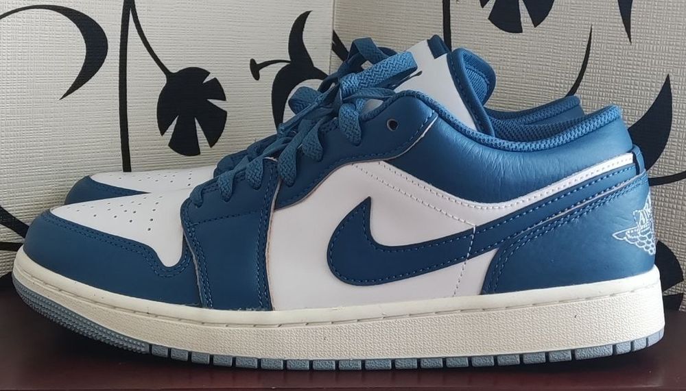 Кросівки Nike Air Jordan Low SE