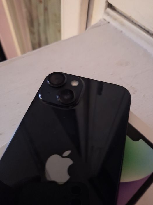 Apple iPhone 14 128GB Północ (Midnight) – Stan IDEALNY! + Oryginalna Ładowarka i 4x ETUI GRATIS!