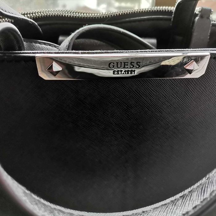 mala Guess como nova