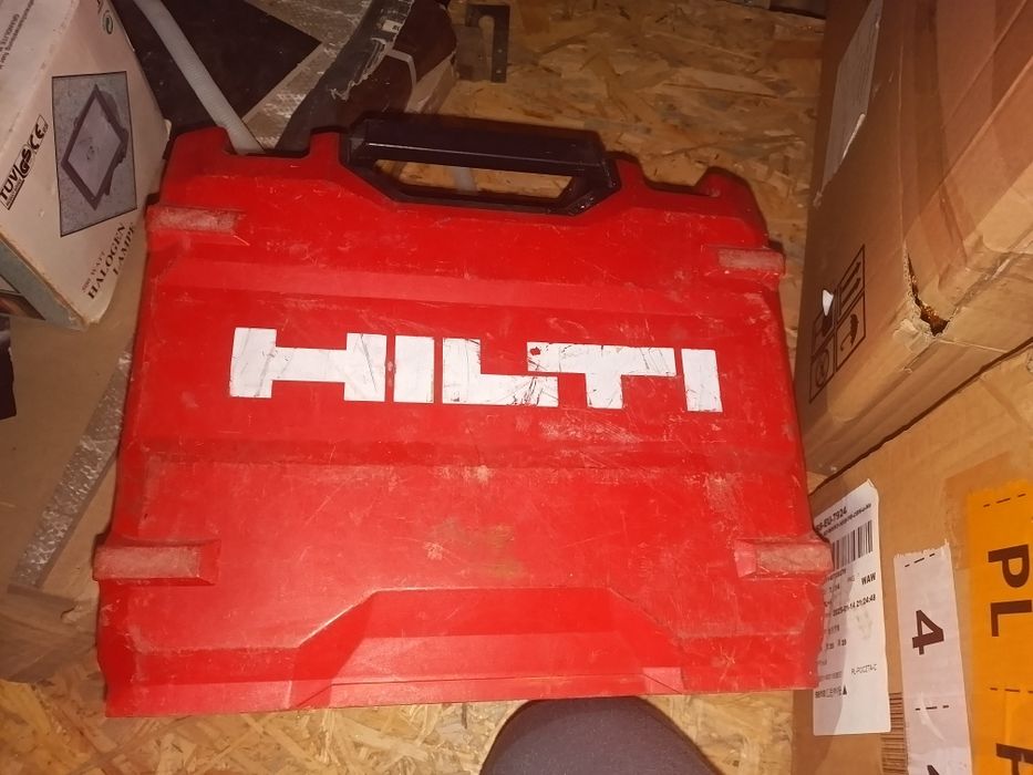 Hilti walizki po elektronarzędziach