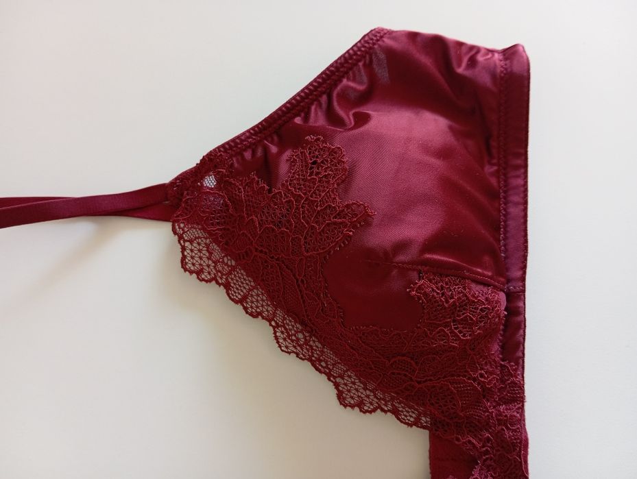 Stanik burgundowy z koronką 75B