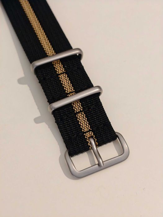 Relógio Militado, 38mm, Safira, Mov. VH31, 2 braceletes, 1 pilha, Novo