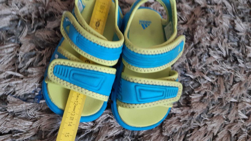 Adidas sandałki r 20