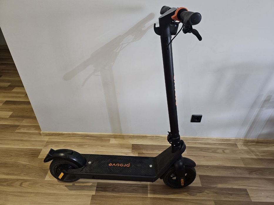 Електросамокат Proove Pro Max | 25 000 грн

Продаю елект
