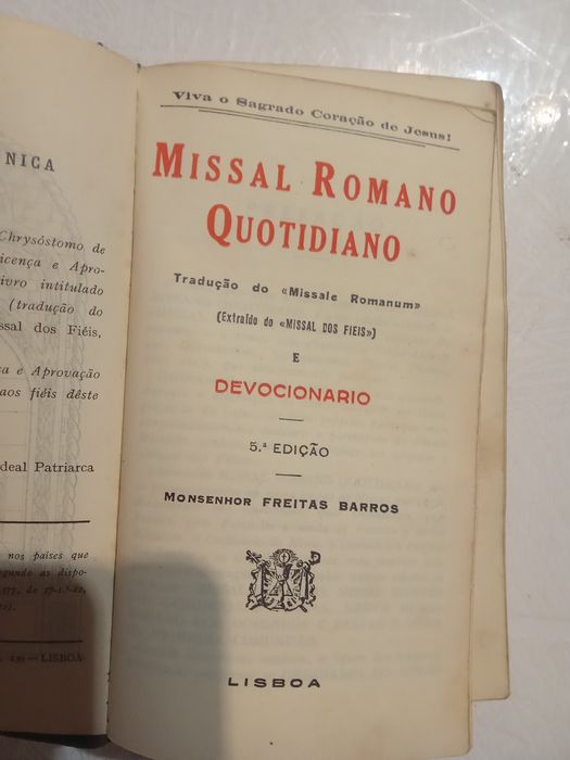 Missal romano quotidiano, com pagelas