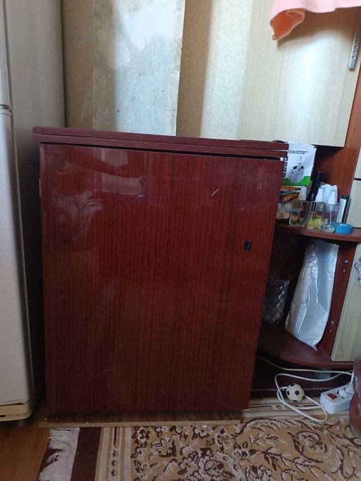 Машина швейна побутова "Чайка-142М" 1 класу з ножним приводом