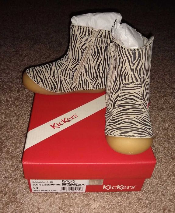 Kickers botki kozaki lekkie skórzane ocieplane nowe 23