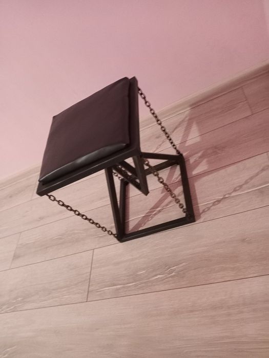 Стільці в стилі лофт