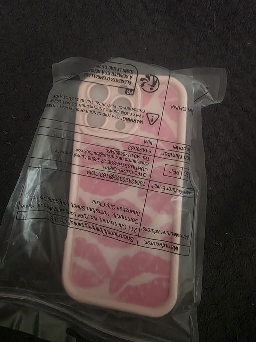 Etui na telefon iPhone 16pro max