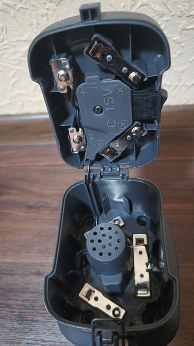 Електричний насос для надування матраців Intex 6663