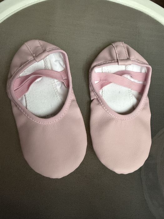 Шкіряні чешки 27 розмір