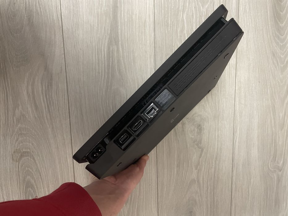Приставка PS 4 1tb ТОРГ!!!