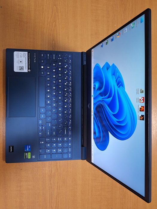 HP Victus 15-fa1093dx i5-13420H RTX 3050 6Gb DDR4 16Gb SSD 512Gb