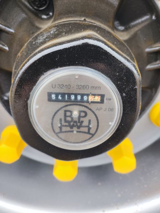 Термічка почтовик 2013  полуприцеп фургон  будка свіжопригнаний