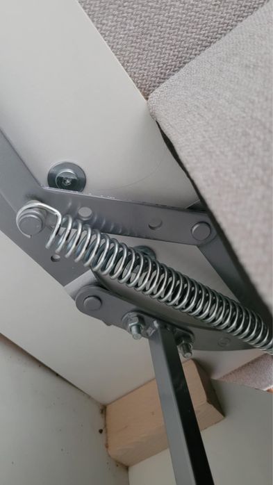 Szara kanapa rozkladana