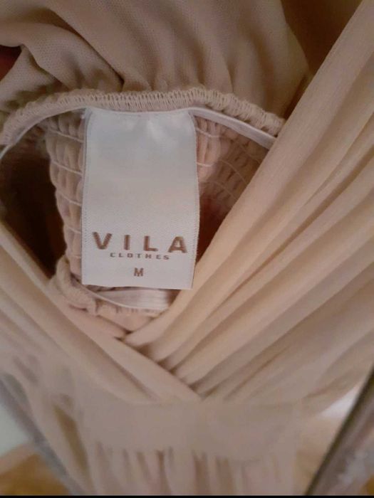 Sukienka z perełkami Vila