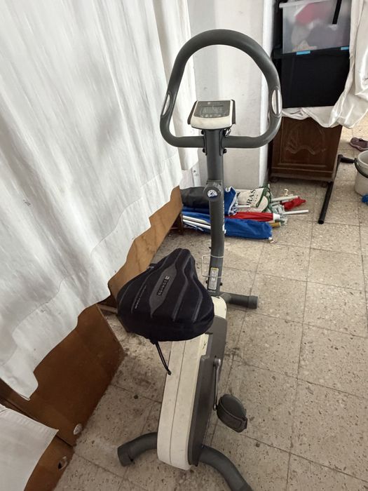 Bicicleta estatica como nova