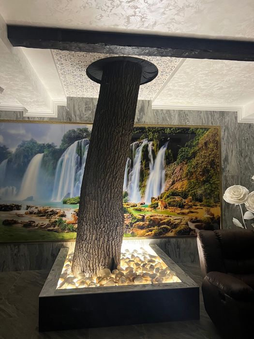 Будинок біля річки