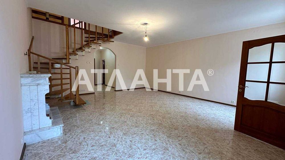 Роскошный 3х-этажный дом Большой Фонтан 7 станция