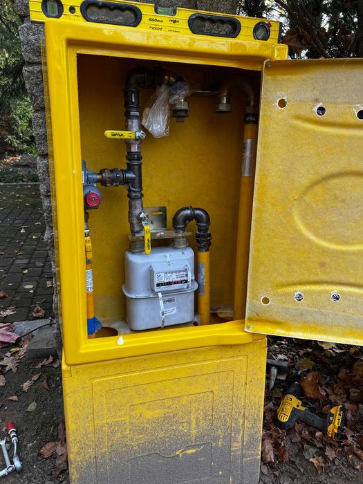 Przyłącza i sieci wody kanalizacji gazu! Przewiert sterowany!