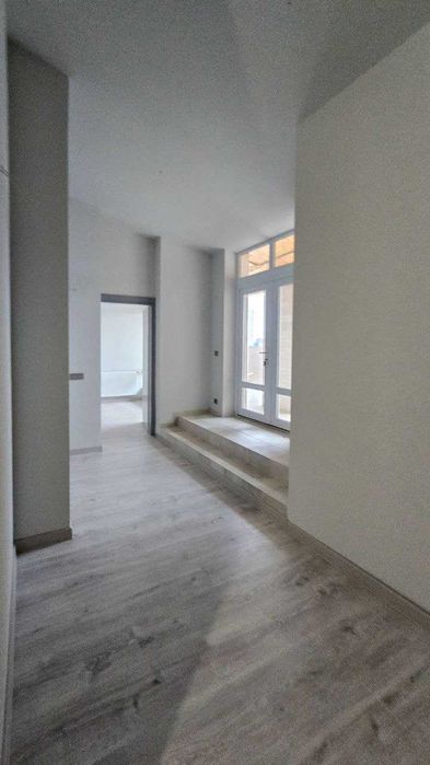 Продається Пентхаус 186 м² з ремонтом і терасою Чернівці, ЖК Роднічок