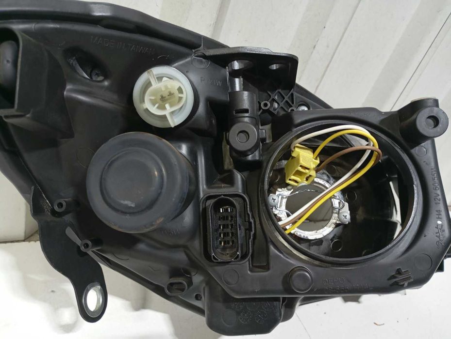 Фара передня ліва Fabia 2  до  10 року  6651114LLDEM