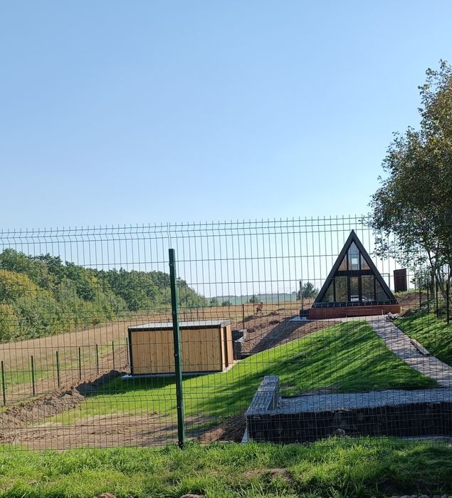 Продаж ділянок біля лісу