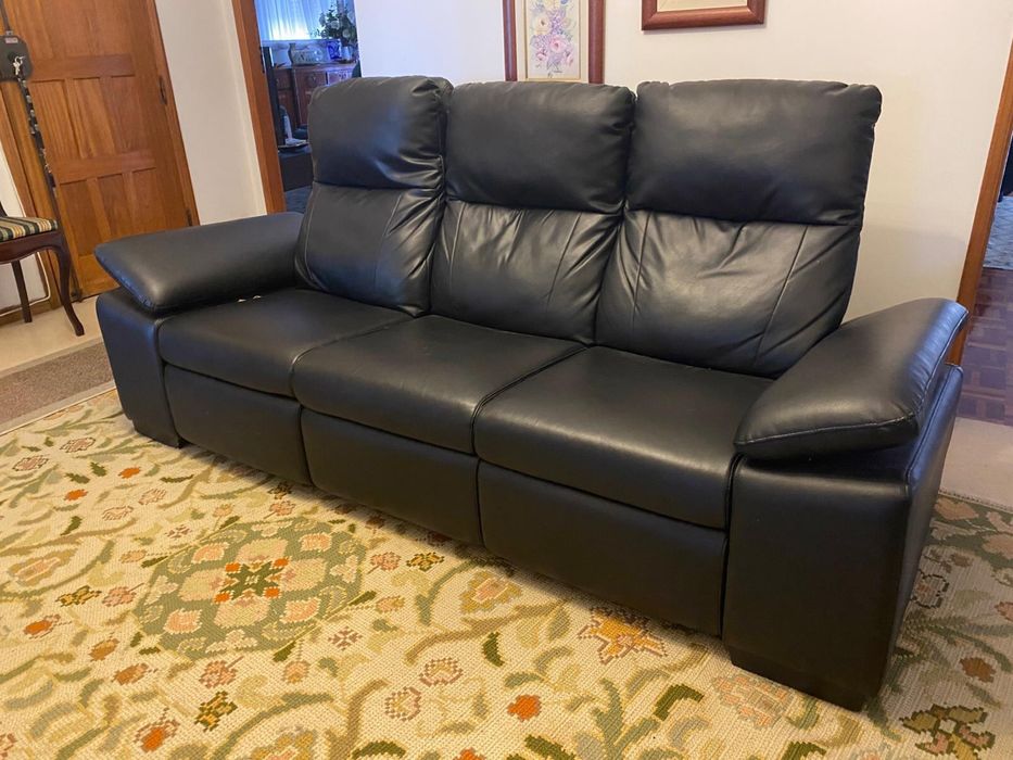 Sofá completamente novo, espectacular como se fossem de sala de cinem