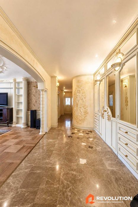 Без комісії. Продаж 3к квартири 144.9м2, вул Раїси Окіпної 10Б Дніпровський р-н, єВідновлення