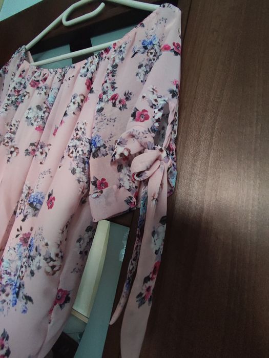 Letnia różowa sukienka hiszpanka w kwiaty S M