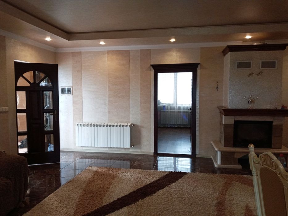 Продам новий будинок в хорошому стані