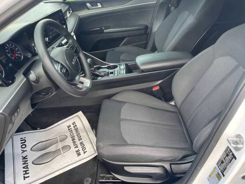 2022 Kia K5 LXS 1.6L