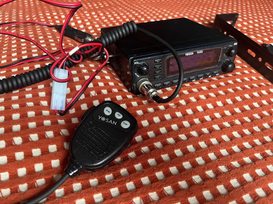 CB Radio Yosan Turbo JM-3031M czarny, bardzo dobry stan