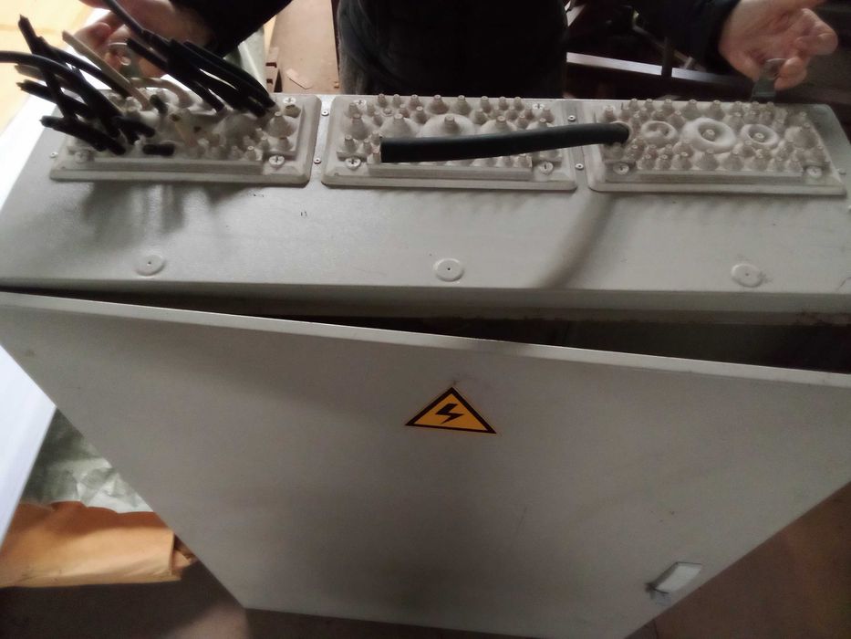 Quadro eléctrico grande