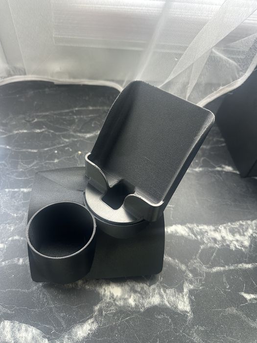 Zestaw uchwyt na kubek i telefon do audi A4 druk 3D
