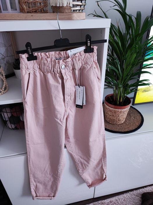 Jeansy baggy Stradivarius