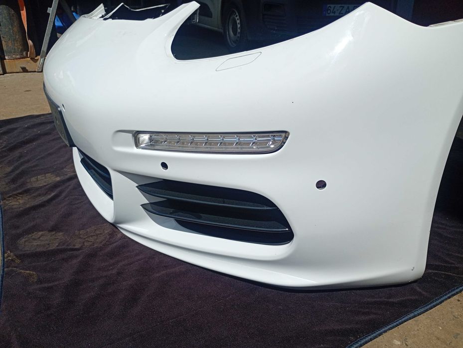 Panamera pára choques