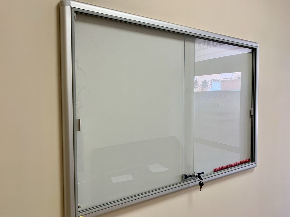 Gablota aluminiowa GoldTruck 120/80