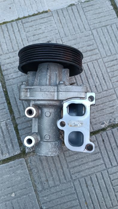 Помпа Hyundai Sonata YF 2009 —2014 Водяний насос Kia Optima