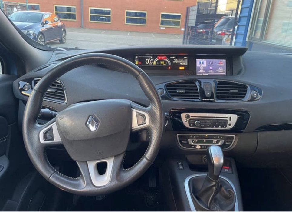 Renault grand scenic bose