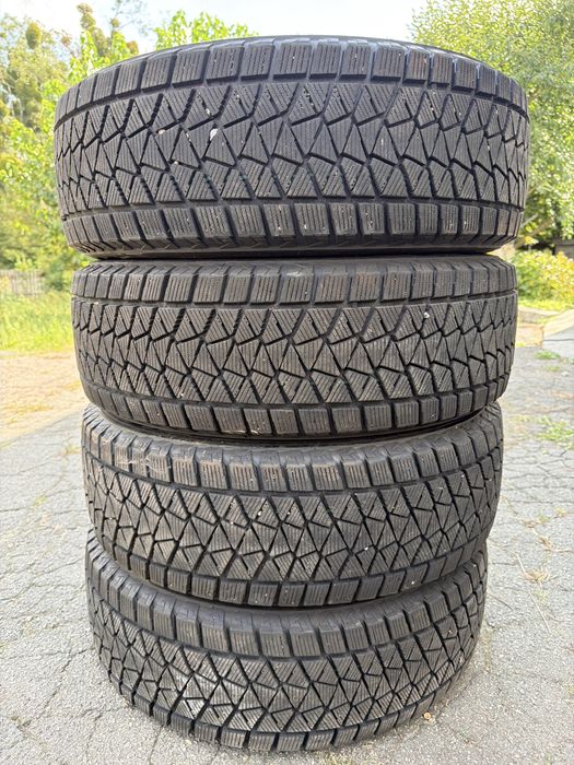 Зимова гума 225/65/17R. 225/65/17r.225.65.17r.зимняя резина bridgestone 225/65/17r.