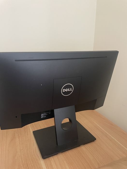 Monitor Dell FullHD484192654292439041