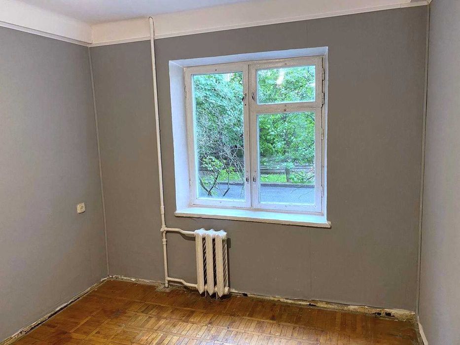 Без комісії! Продам 3к.кв. біля ст.м.Житомирська і Академмістечко!