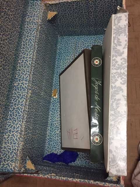 Arca antiga em bom estado