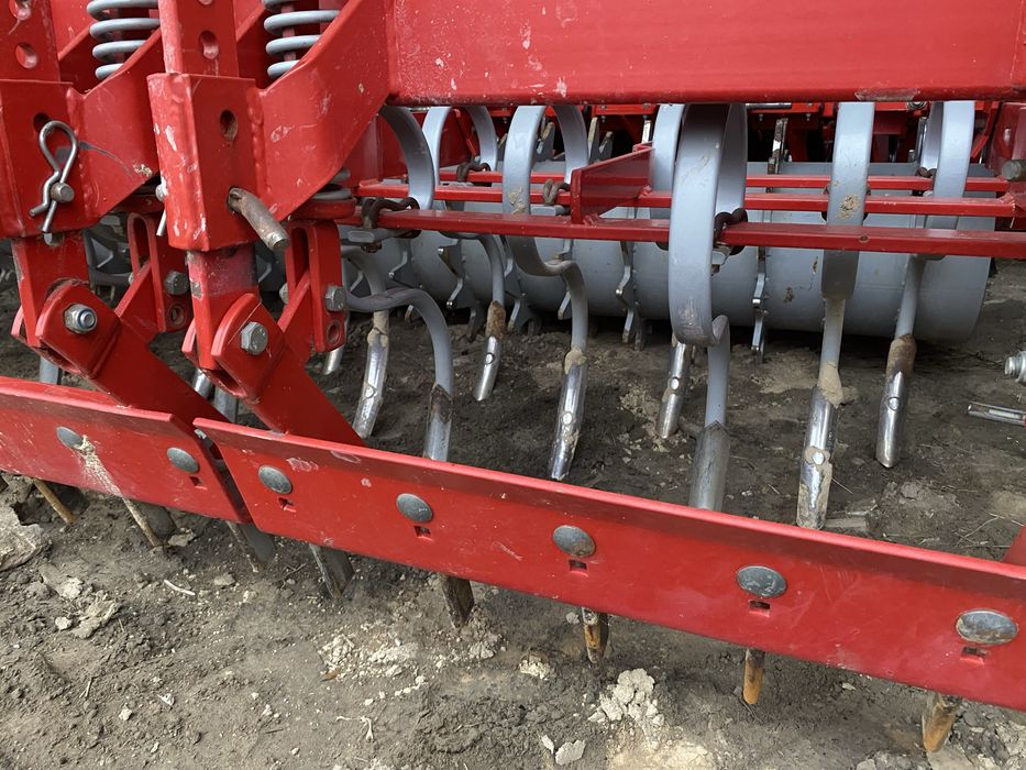 (Zestaw siewny Kongskilde) Agregat Kongskilde Vibro Compakt