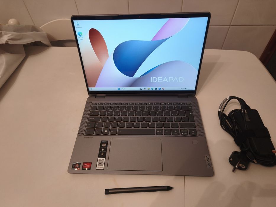 Portátil Lenovo IdeaPad Flex 5