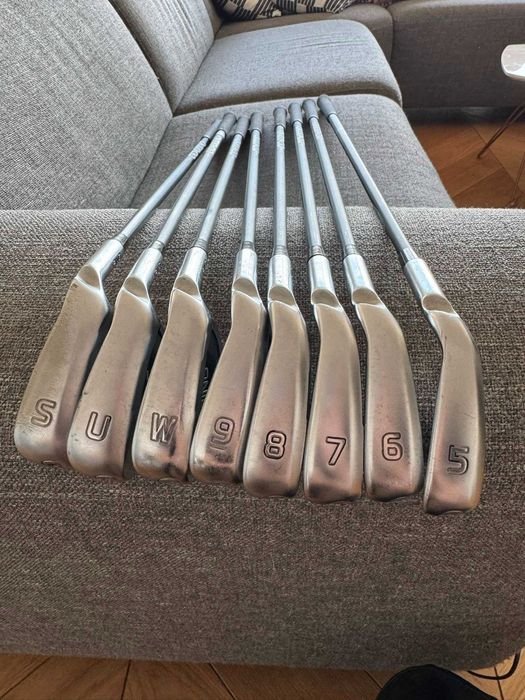 Zestaw Ironów Ping G425 - 5-PW, SW