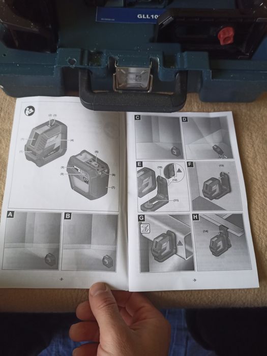 Laser krzyżowy BOSCH PROFESSIONAL GLL100-40G  praktycznie nie używany